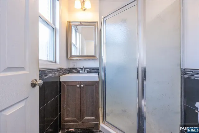 $2,700 | 12 Garfield Avenue, Unit 1, Garfield, NJ 07026