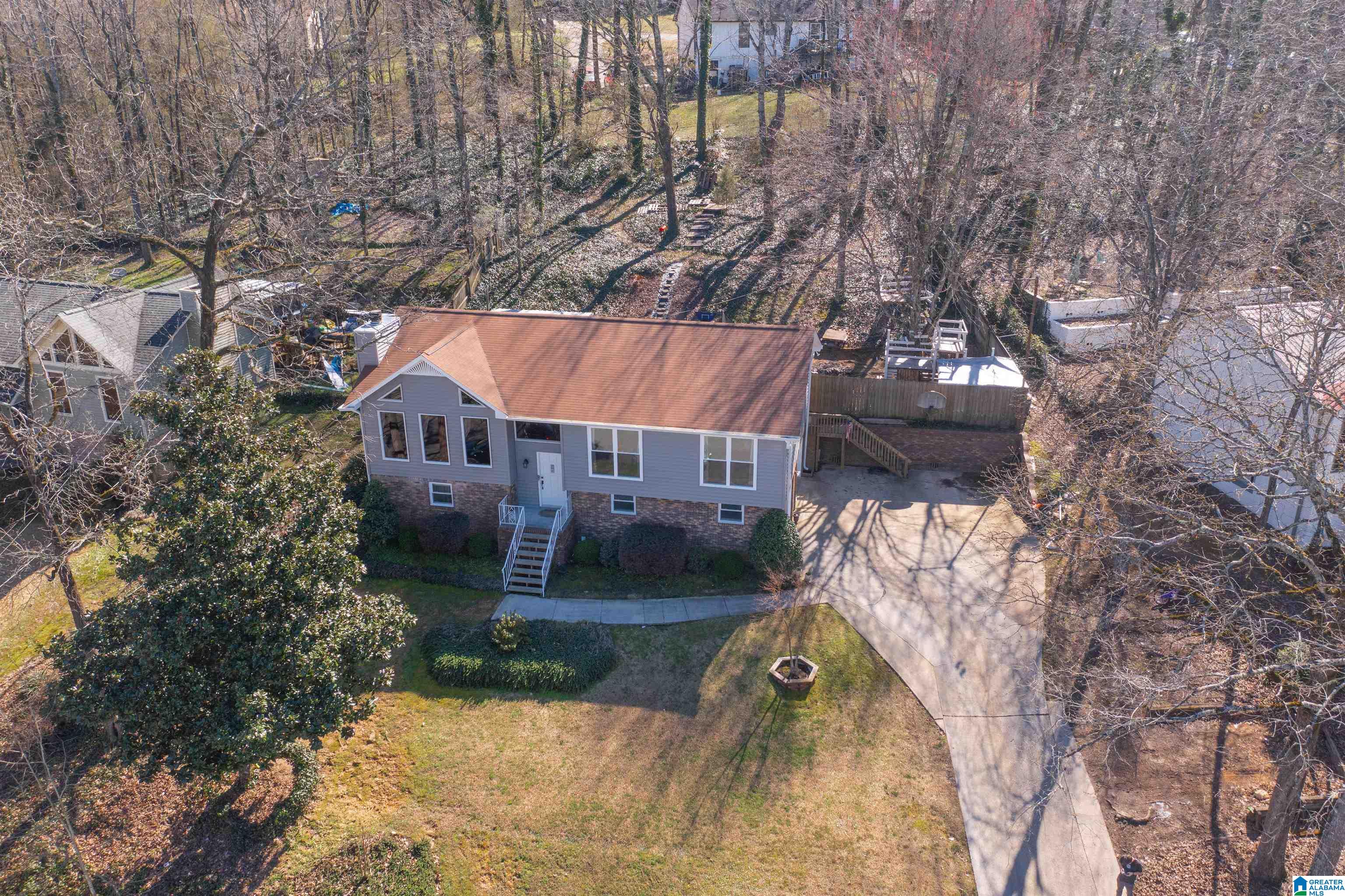 1333 Old Boston Road Alabaster, AL 35007 - Photo 2 of 34