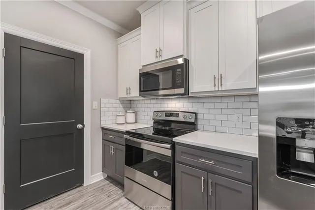 $5,000 | 405 Aurora Court, College Station, TX 77840