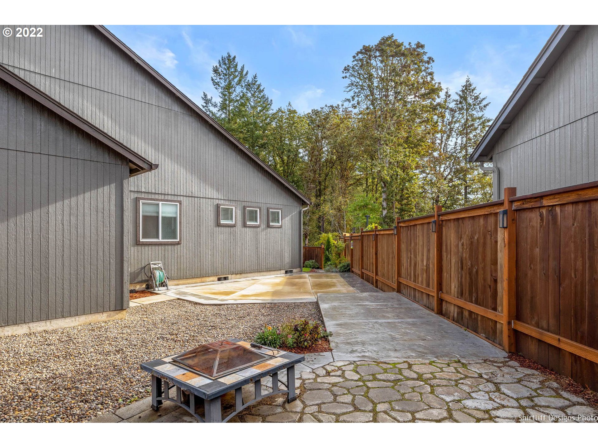 25095 Sun Ridge Way Veneta, OR 97487 - Photo 25 of 27 Yard