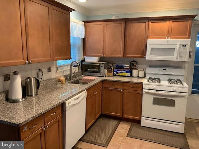 7510 Dunston Street Springfield, VA 22151 - Photo 4 of 33