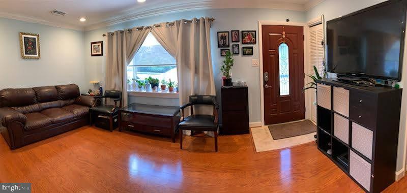 7510 Dunston Street Springfield, VA 22151 - Photo 8 of 33
