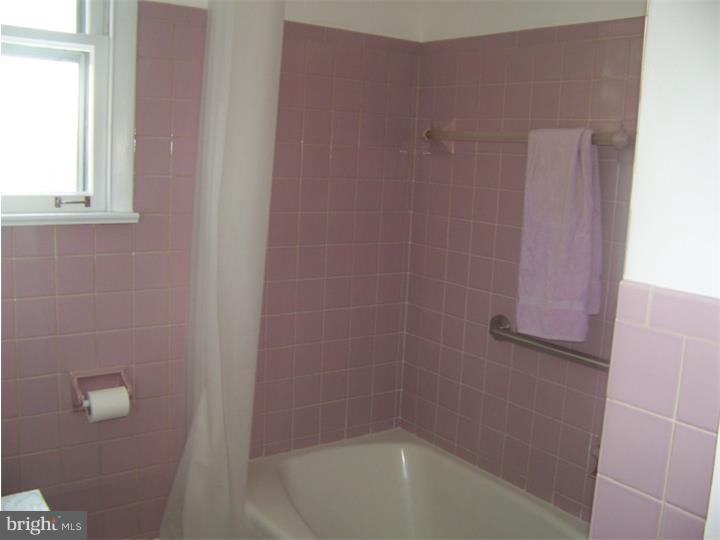 849 Spring City Road Phoenixville, PA 19460 - Photo 13 of 23 Bathroom