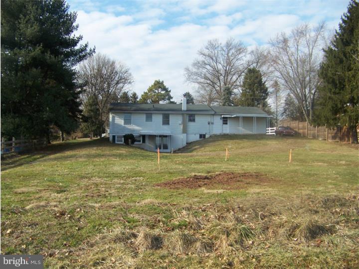 849 Spring City Road Phoenixville, PA 19460 - Photo 22 of 23 Back Yard