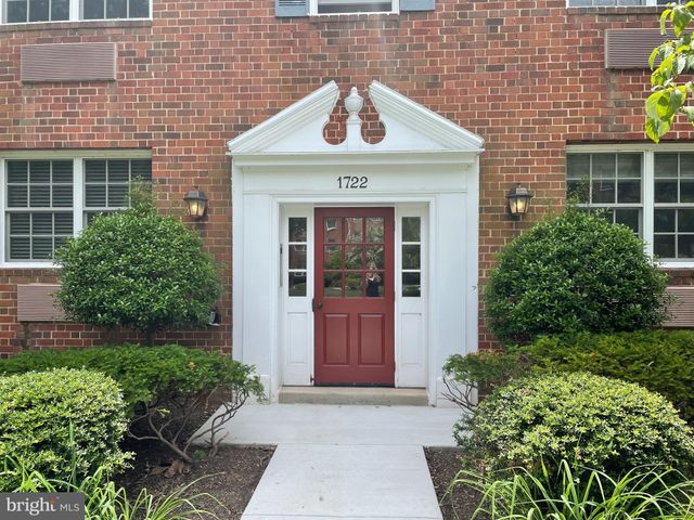 $255,000 | 1722 West Abingdon Drive, Unit 302, Alexandria, VA 22314