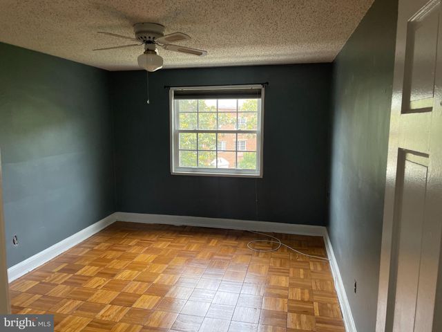 $255,000 | 1722 West Abingdon Drive, Unit 302, Alexandria, VA 22314