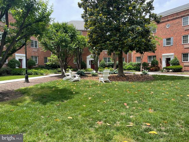 $255,000 | 1722 West Abingdon Drive, Unit 302, Alexandria, VA 22314