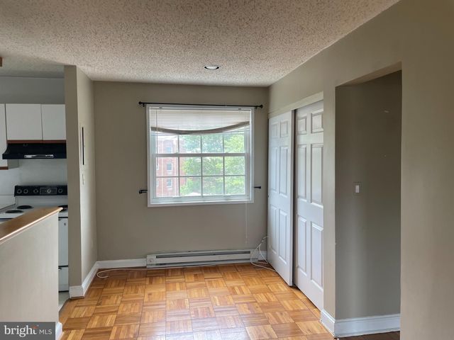 $255,000 | 1722 West Abingdon Drive, Unit 302, Alexandria, VA 22314