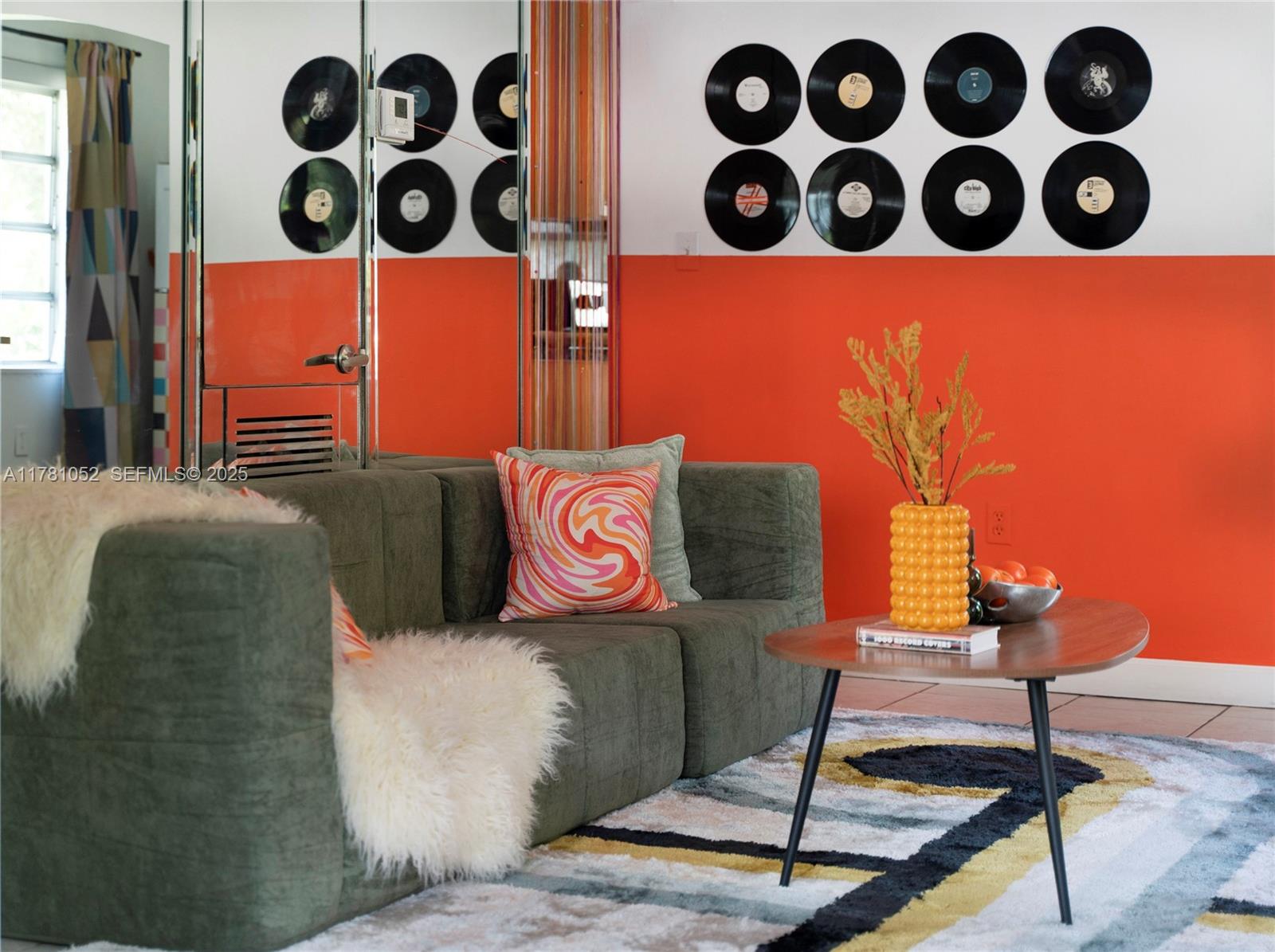 260 Northeast 45th Street Miami, FL 33137 - Photo 5 of 34