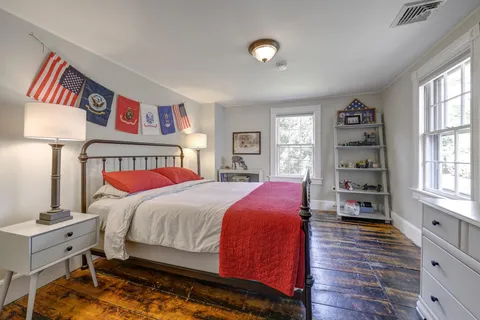 $1,875,000 | 180 Post Road, Old Westbury, NY 11568