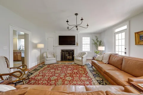 $1,875,000 | 180 Post Road, Old Westbury, NY 11568