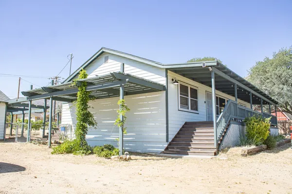 $355,000 | 3613 Mccray Street Rd Lake, Mountain Mesa, CA 93240