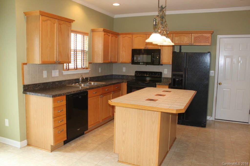 501 St George Road, Unit 220 Fort Mill, SC 29708 - Photo 2 of 16