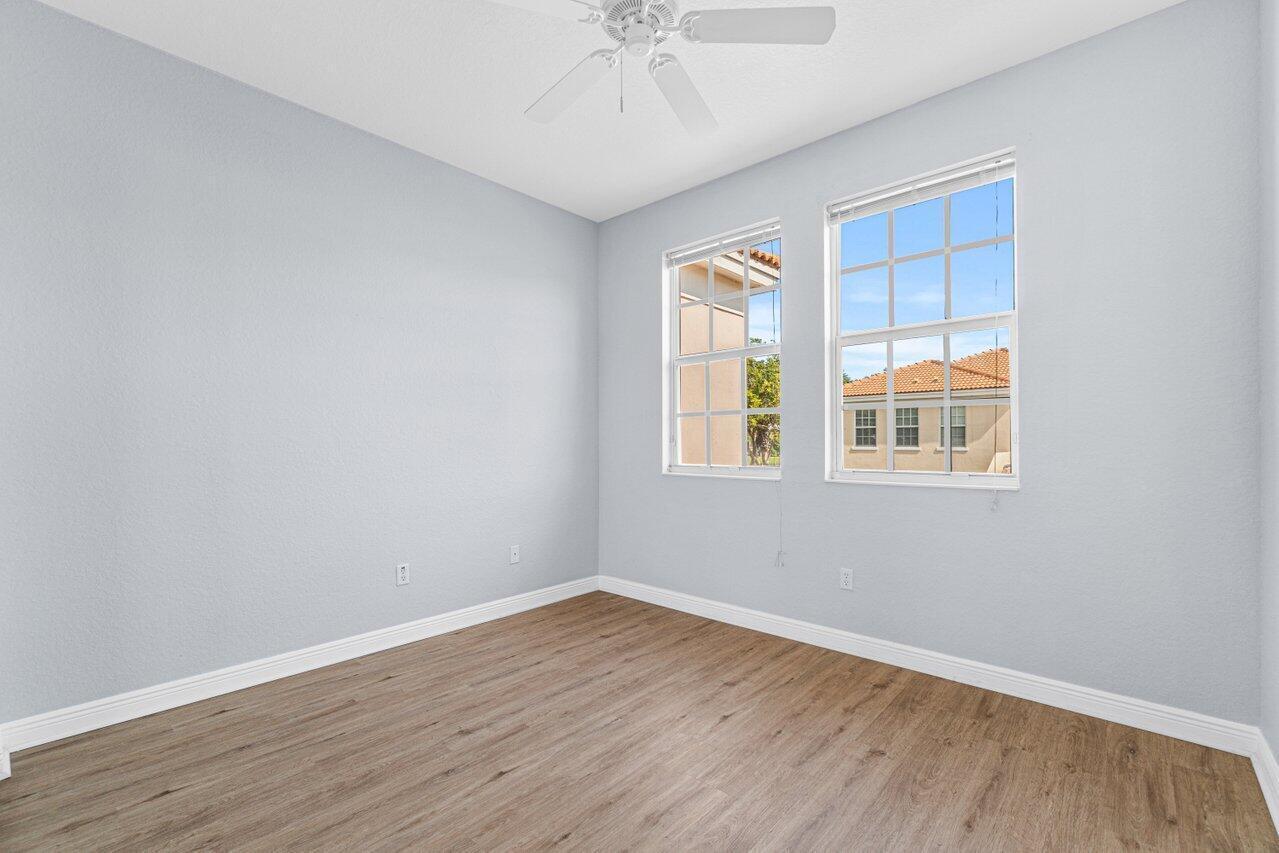 8339 Northwest 8th Terrace Boca Raton, FL 33487 - Photo 24 of 38 1519791477611881665-22