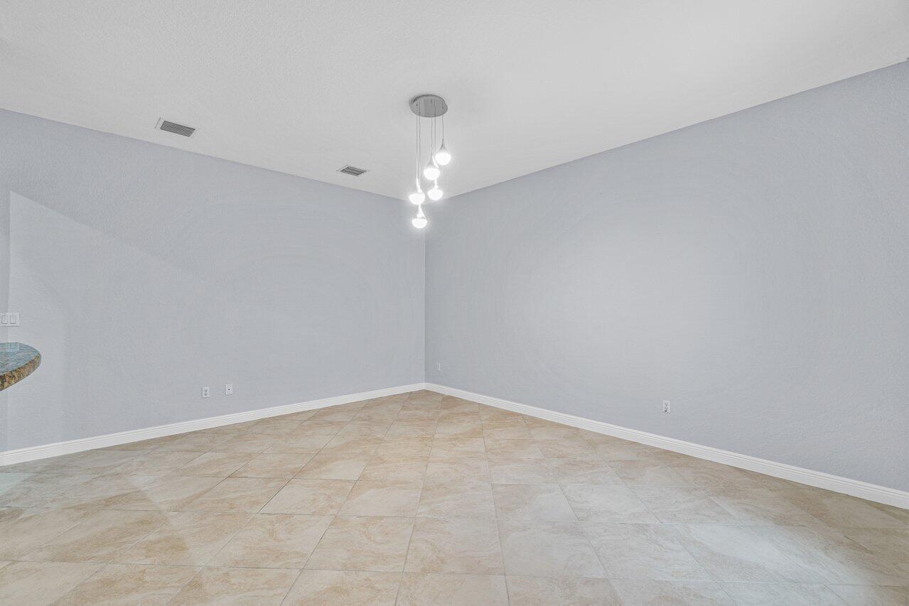 8339 Northwest 8th Terrace Boca Raton, FL 33487 - Photo 10 of 38 1519791477611881665-8