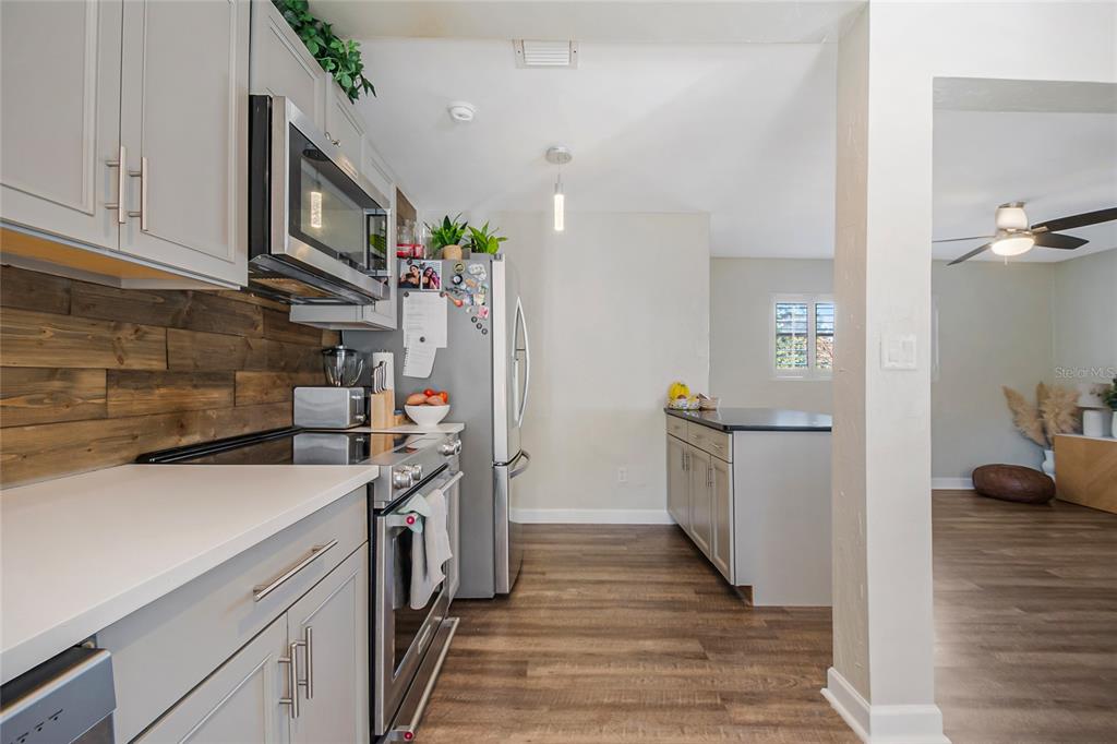 433 North Hampton Avenue Orlando, FL 32803 - Photo 18 of 44