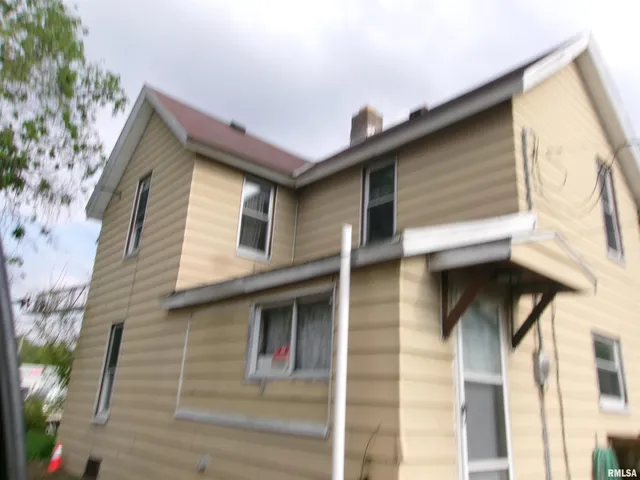 $26,900 | 605 South 2nd Street, Pekin, IL 61554