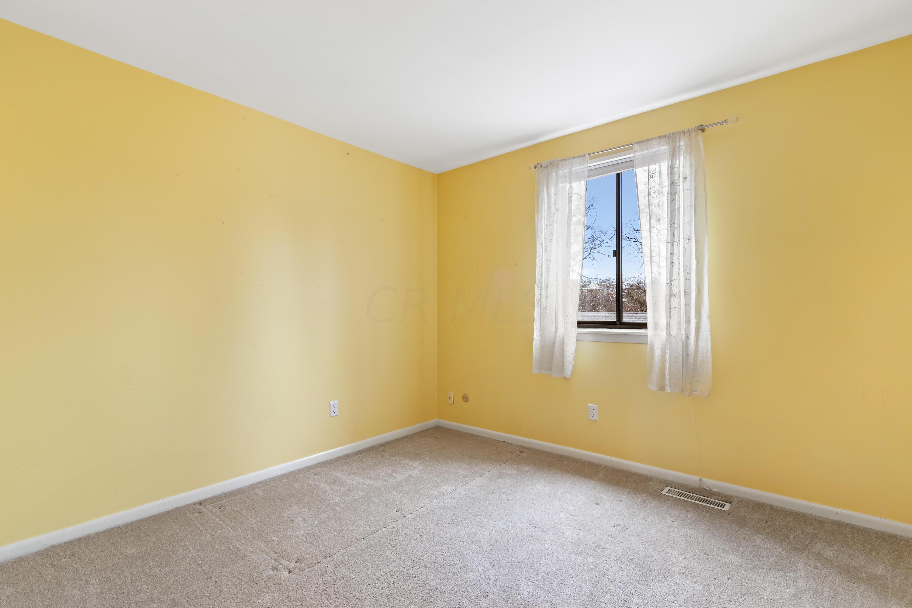 1850 Fishinger Road, Unit 4 Upper Arlington, OH 43221 - Photo 20 of 28 Bedroom 2