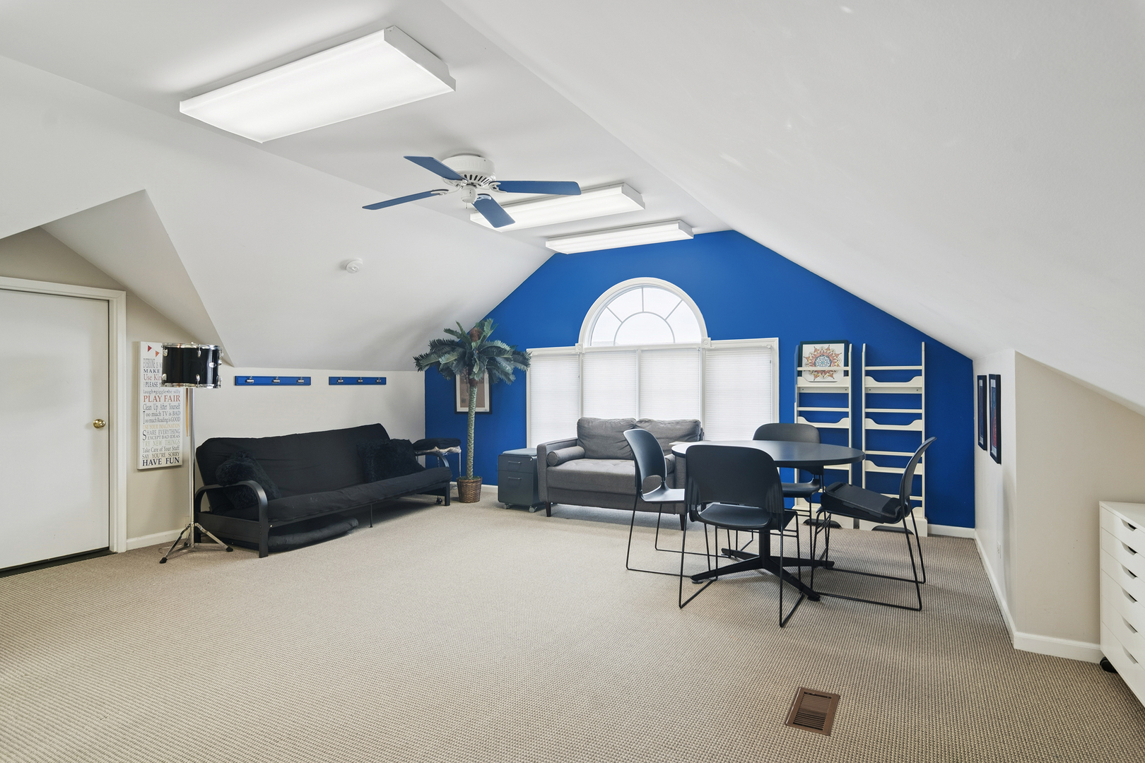 1515 Galloway Drive Inverness, IL 60010 - Photo 33 of 60 a living room with furniture and a chandelier
