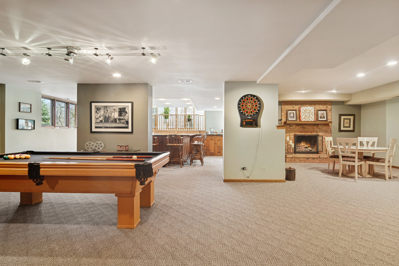 1515 Galloway Drive Inverness, IL 60010 - Photo 40 of 60 a living room with furniture and a chandelier