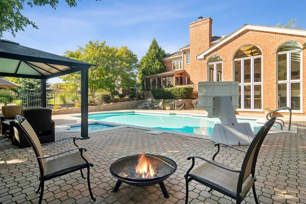 $1,499,000 | 1515 Galloway Drive, Inverness, IL 60010