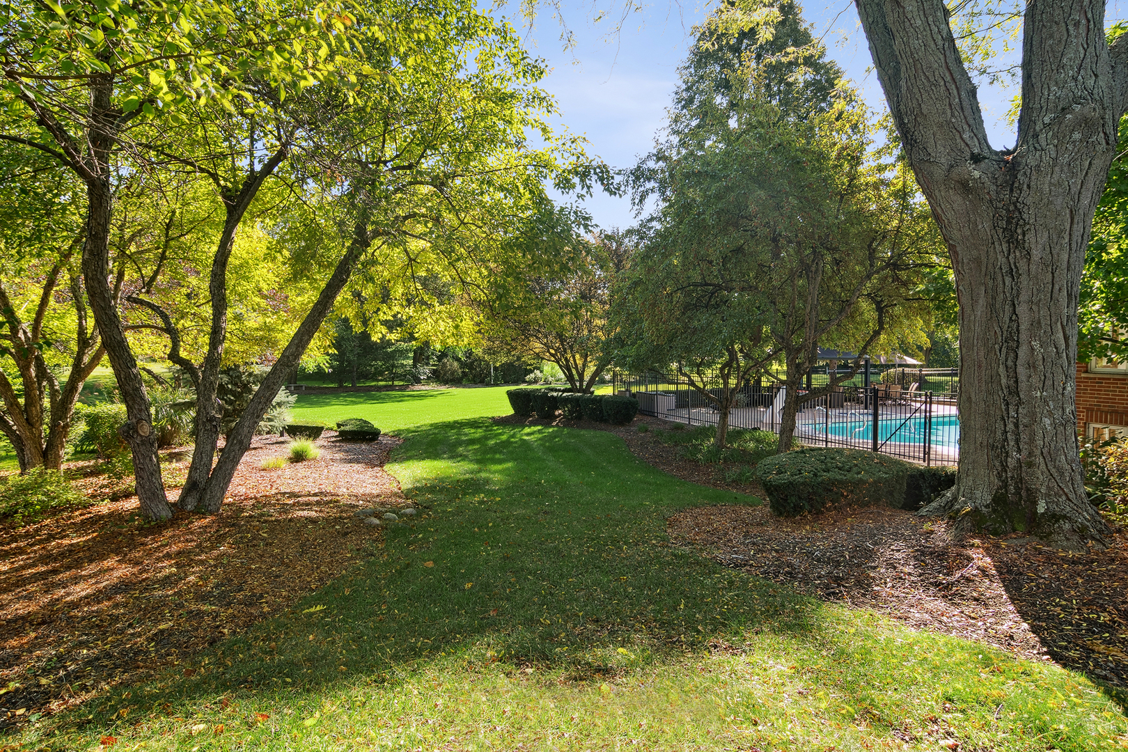 1515 Galloway Drive Inverness, IL 60010 - Photo 51 of 60 a view of a park