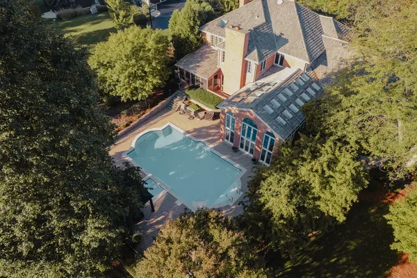 $1,499,000 | 1515 Galloway Drive, Inverness, IL 60010