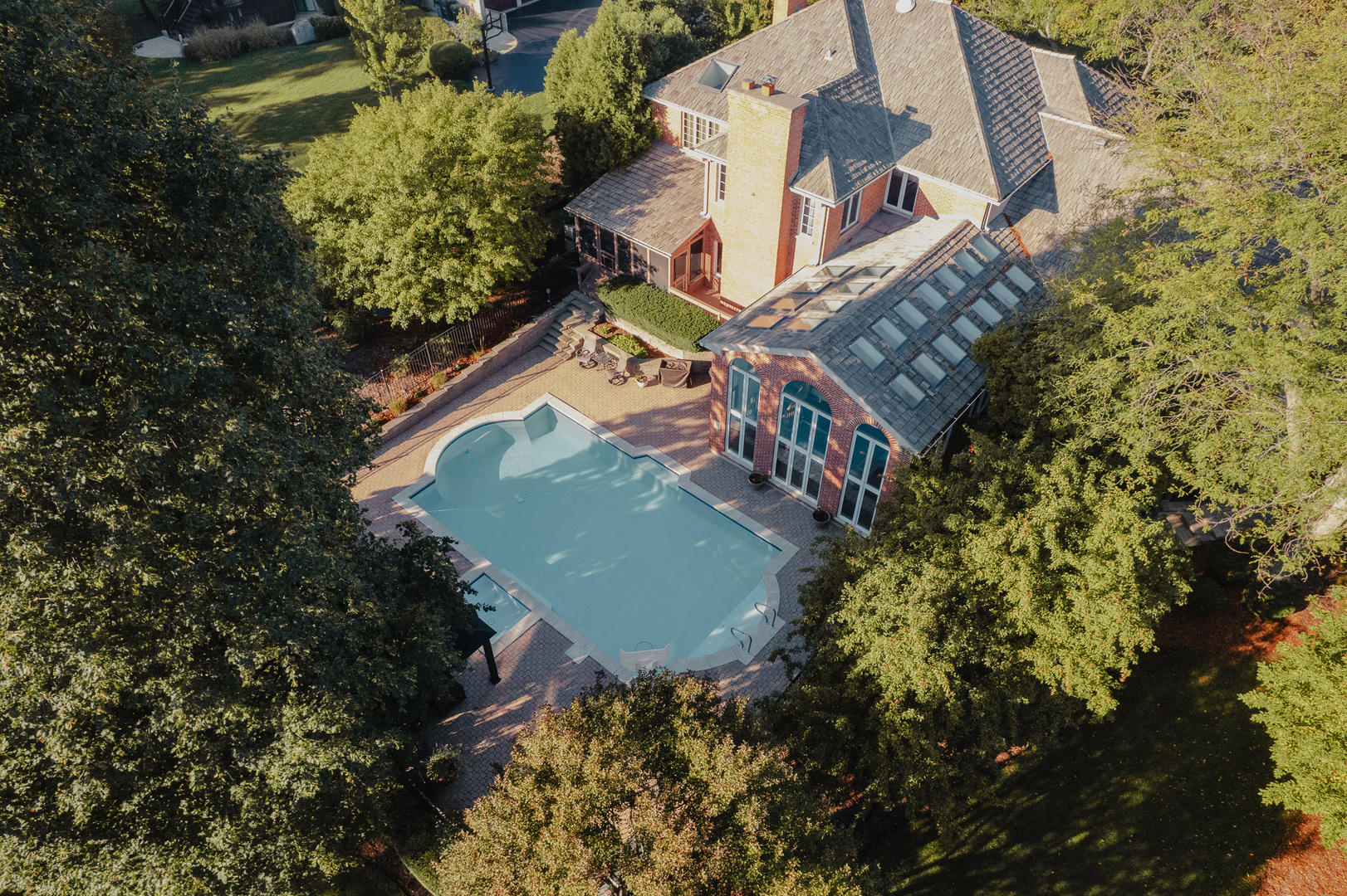 1515 Galloway Drive Inverness, IL 60010 - Photo 52 of 60 an aerial view of a house