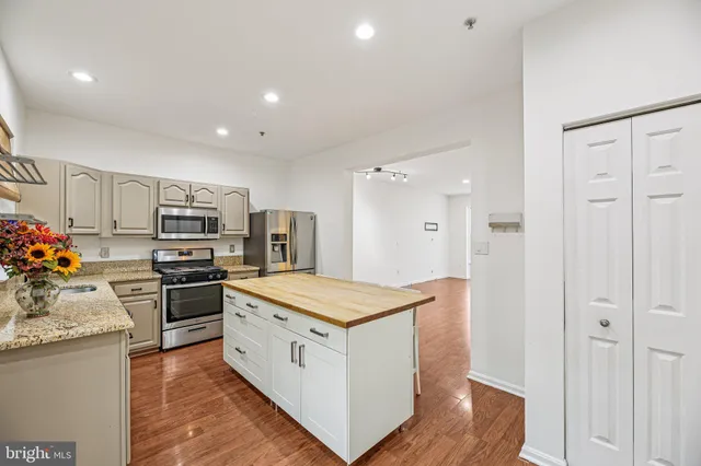 $439,900 | 633 Baystone Court, Annapolis, MD 21409