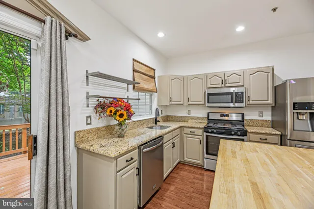 $439,900 | 633 Baystone Court, Annapolis, MD 21409