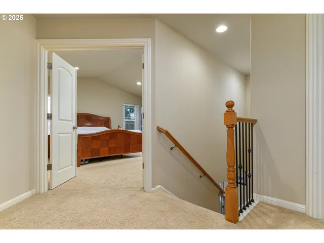 $555,000 | 17584 Southeast Mill Street, Portland, OR 97233