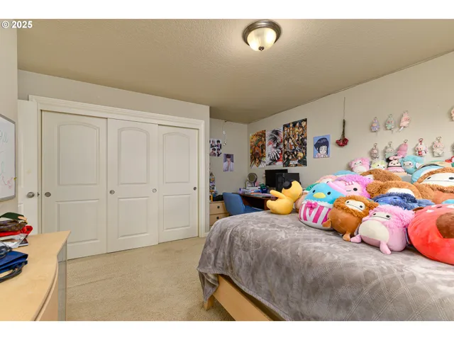 $555,000 | 17584 Southeast Mill Street, Portland, OR 97233