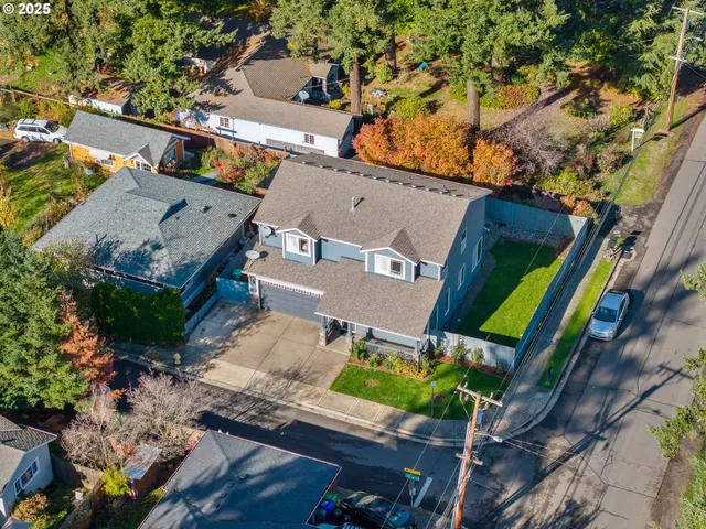 $555,000 | 17584 Southeast Mill Street, Portland, OR 97233