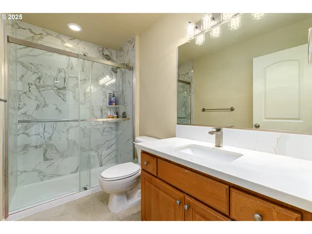 $555,000 | 17584 Southeast Mill Street, Portland, OR 97233