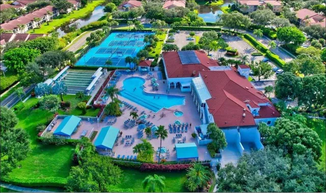 $2,500 | 5203 Europa Drive, Unit G, Boynton Beach, FL 33437