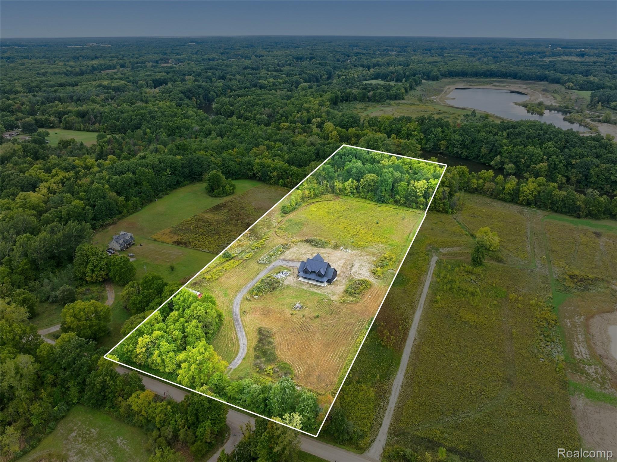 9470 West Dodge Road Montrose, MI 48457 - Photo 15 of 23 1_outline.jpg