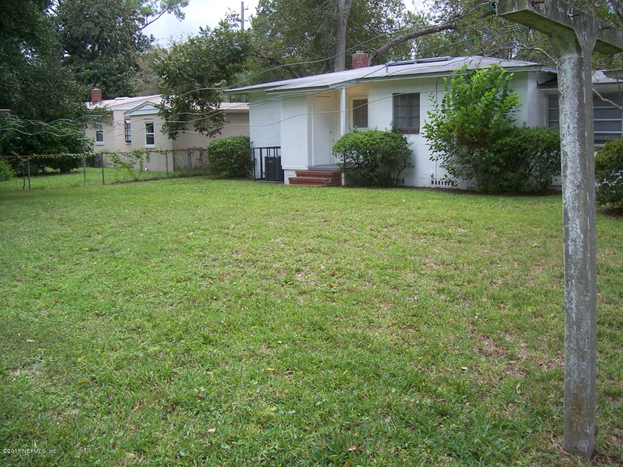 1975 Rugby Road Jacksonville, FL 32208 - Photo 6 of 6 Back Yard