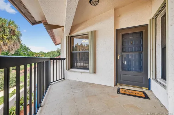 $2,300 | 6110 Southeast Martinique Drive, Unit 201, Stuart, FL 34997