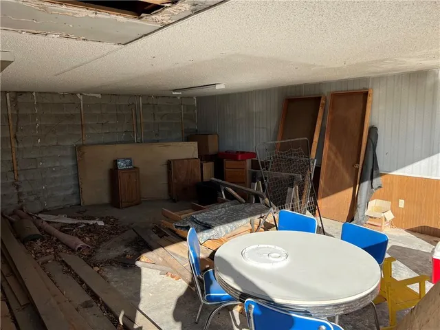 $152,000 | 216 East Prairie Avenue, Girard, KS 66743