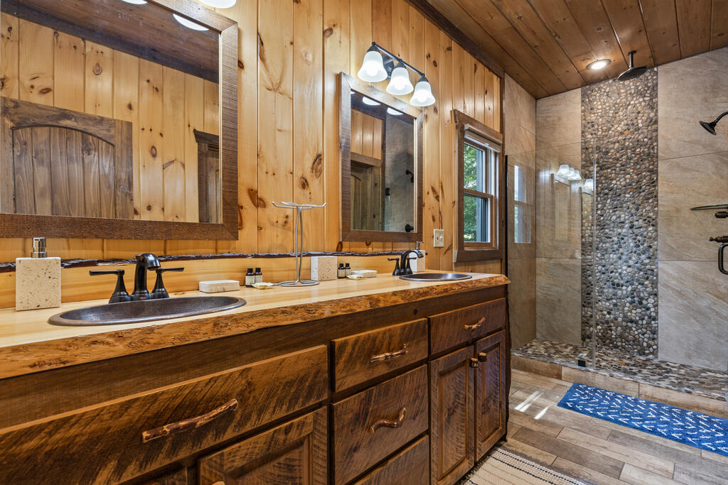 98 Shalom Lane Blue Ridge, GA 30513 - Photo 23 of 58 Gallery Image 23