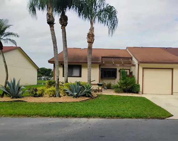 $2,500 | 51 Mayfair Lane, Boynton Beach, FL 33426