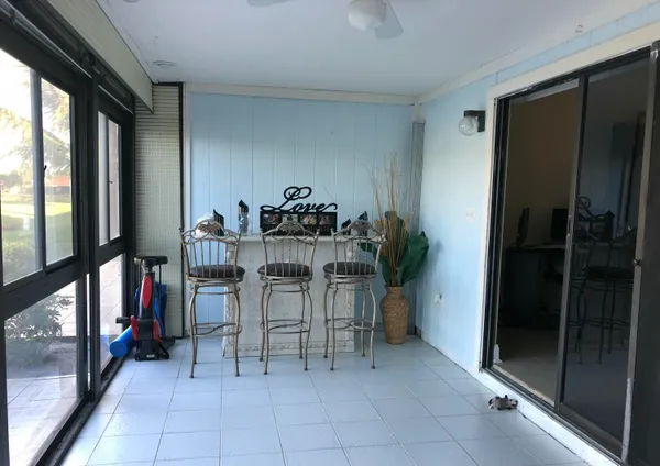 $2,500 | 51 Mayfair Lane, Boynton Beach, FL 33426