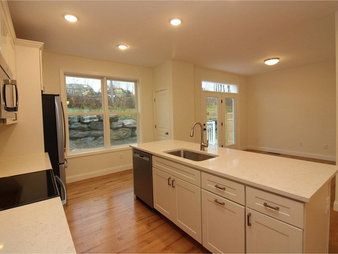 340 Obrien Farm Road South Burlington, VT 05403 - Photo 3 of 20 Gallery Image 3