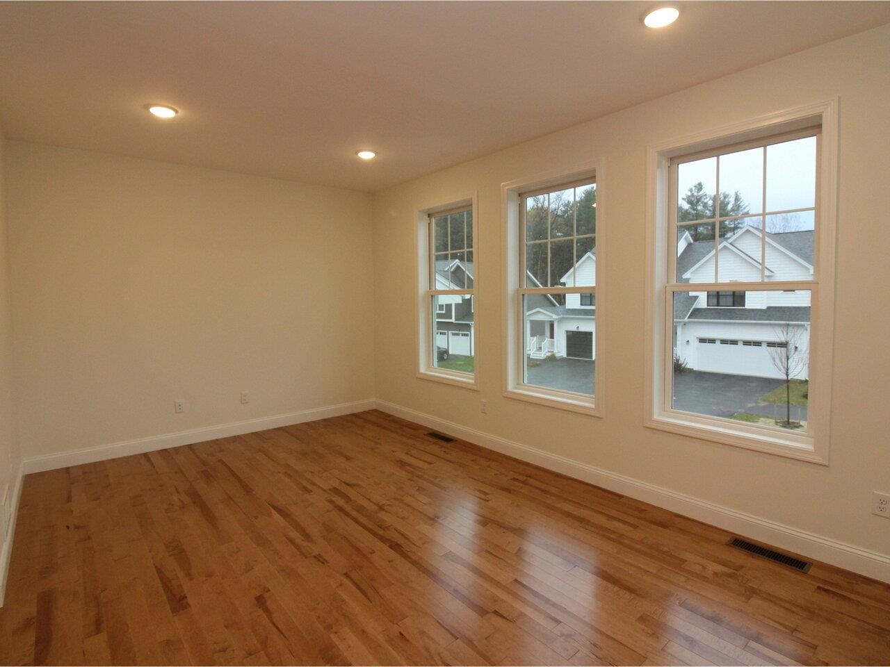 340 Obrien Farm Road South Burlington, VT 05403 - Photo 7 of 20 Gallery Image 7