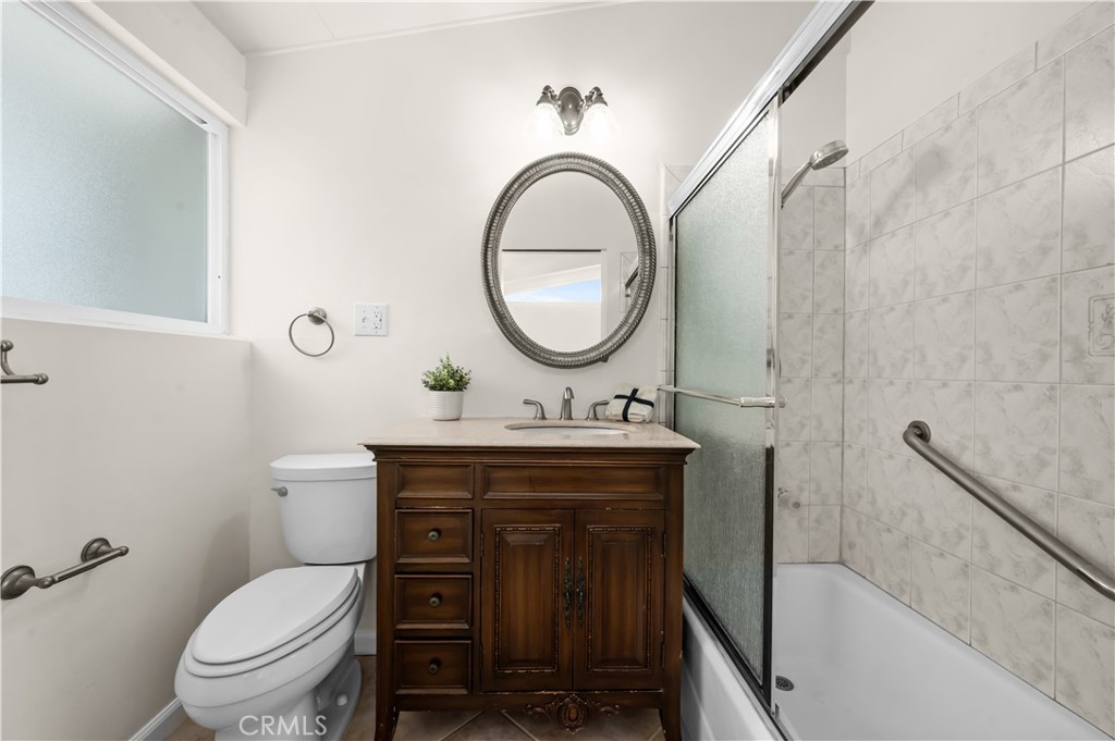 3030 Roxanne Avenue Long Beach, CA 90808 - Photo 19 of 48