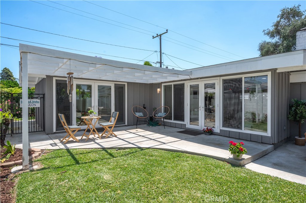 3030 Roxanne Avenue Long Beach, CA 90808 - Photo 23 of 48