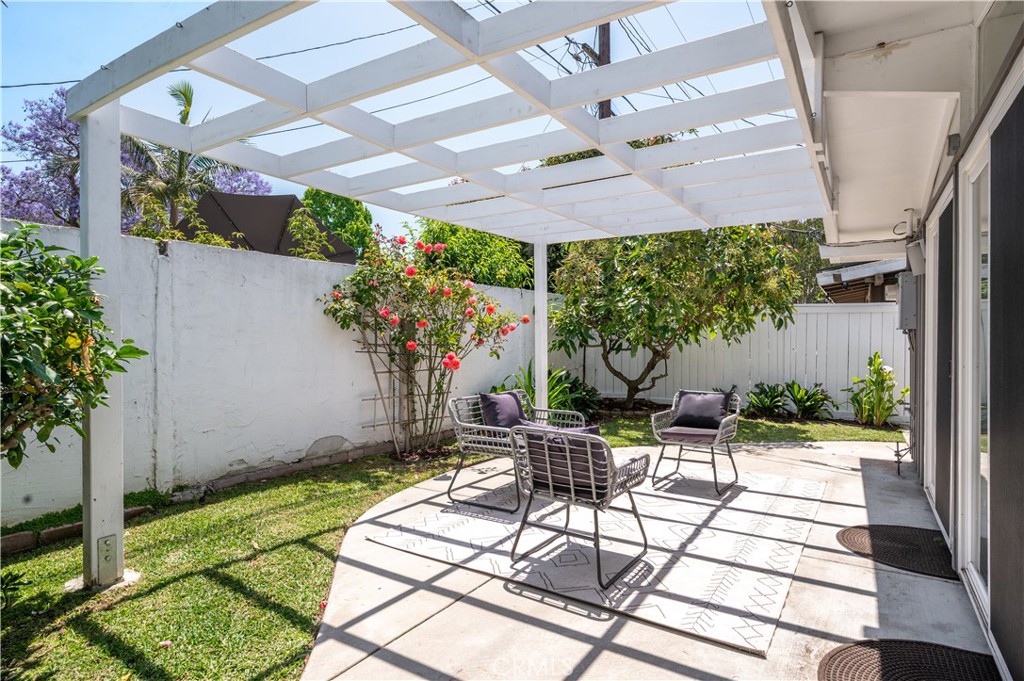 3030 Roxanne Avenue Long Beach, CA 90808 - Photo 29 of 48