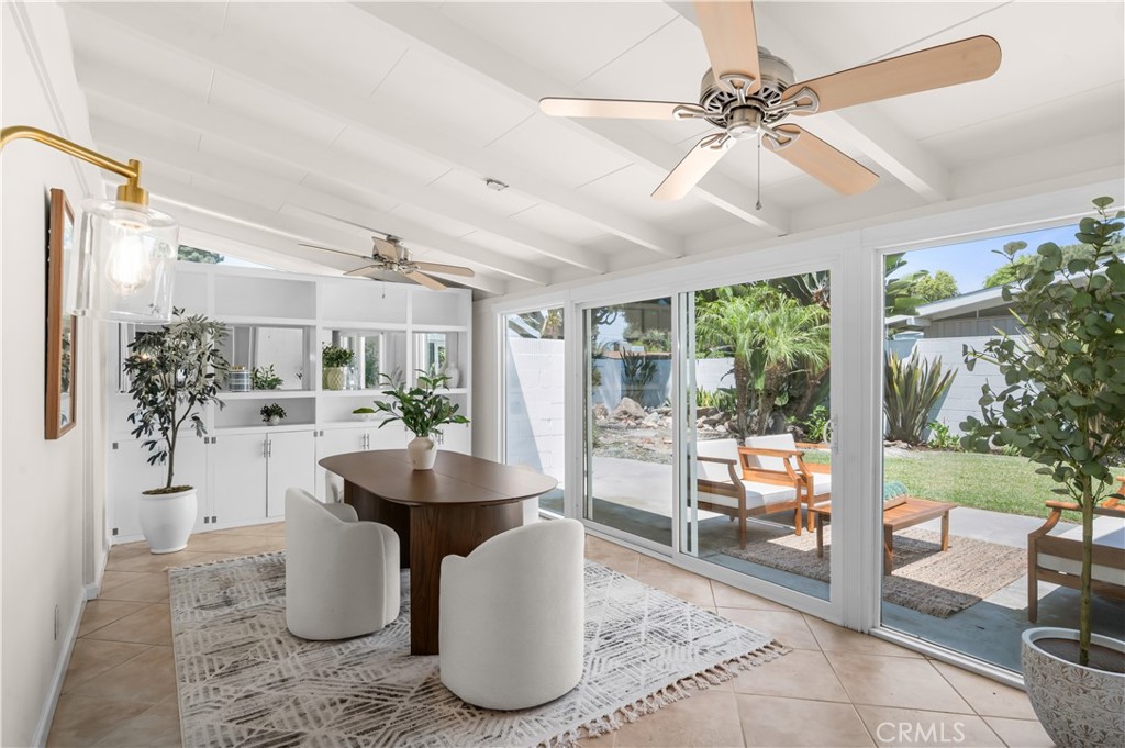 3030 Roxanne Avenue Long Beach, CA 90808 - Photo 3 of 48