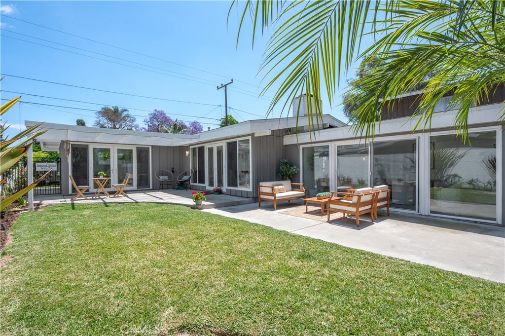 3030 Roxanne Avenue Long Beach, CA 90808 - Photo 7 of 48