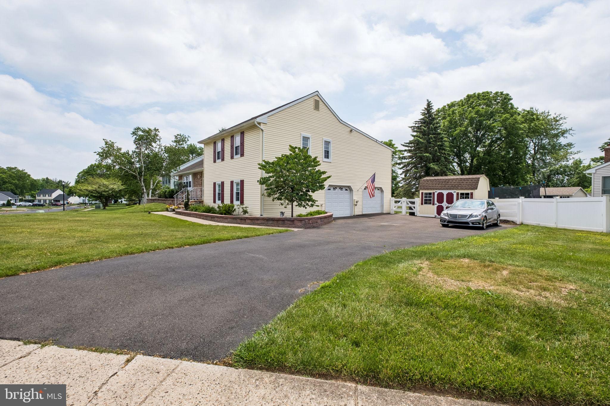 10 Monroe Way Newtown, PA 18940 - Photo 2 of 35 Side view 2 car garage